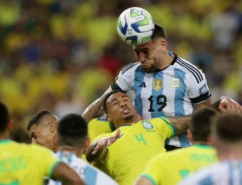 Brasil perde da Argentina no Maracanã e amarga 1ª derrota em casa